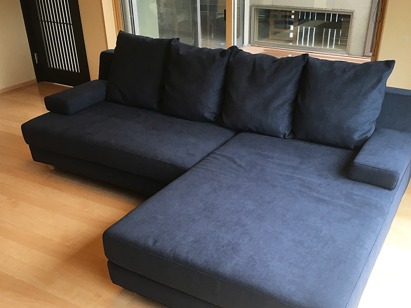 かっこいいソファをお届けしました 国沢タンス本店 17年創業 富山県高岡市の家具店